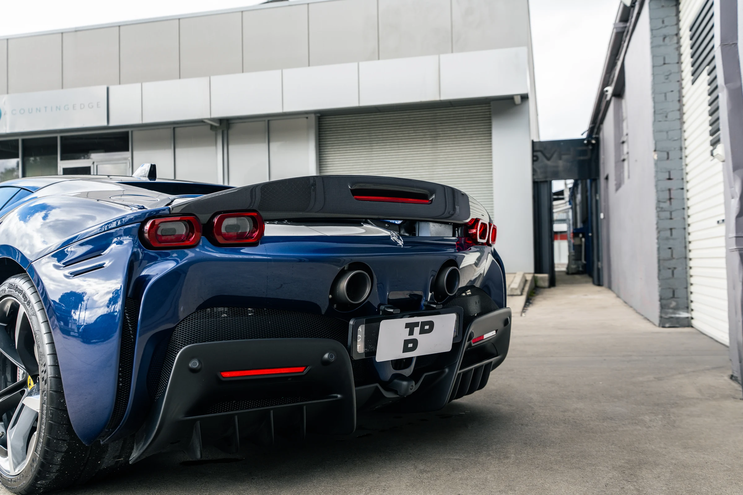 Ferrari SF90