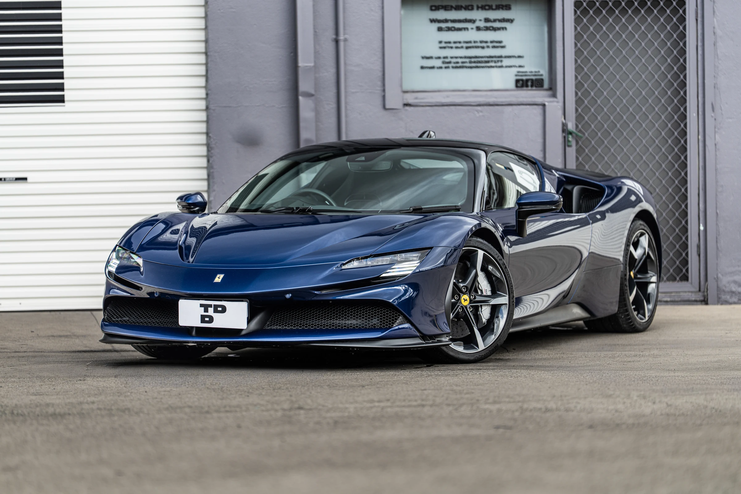 Ferrari SF90