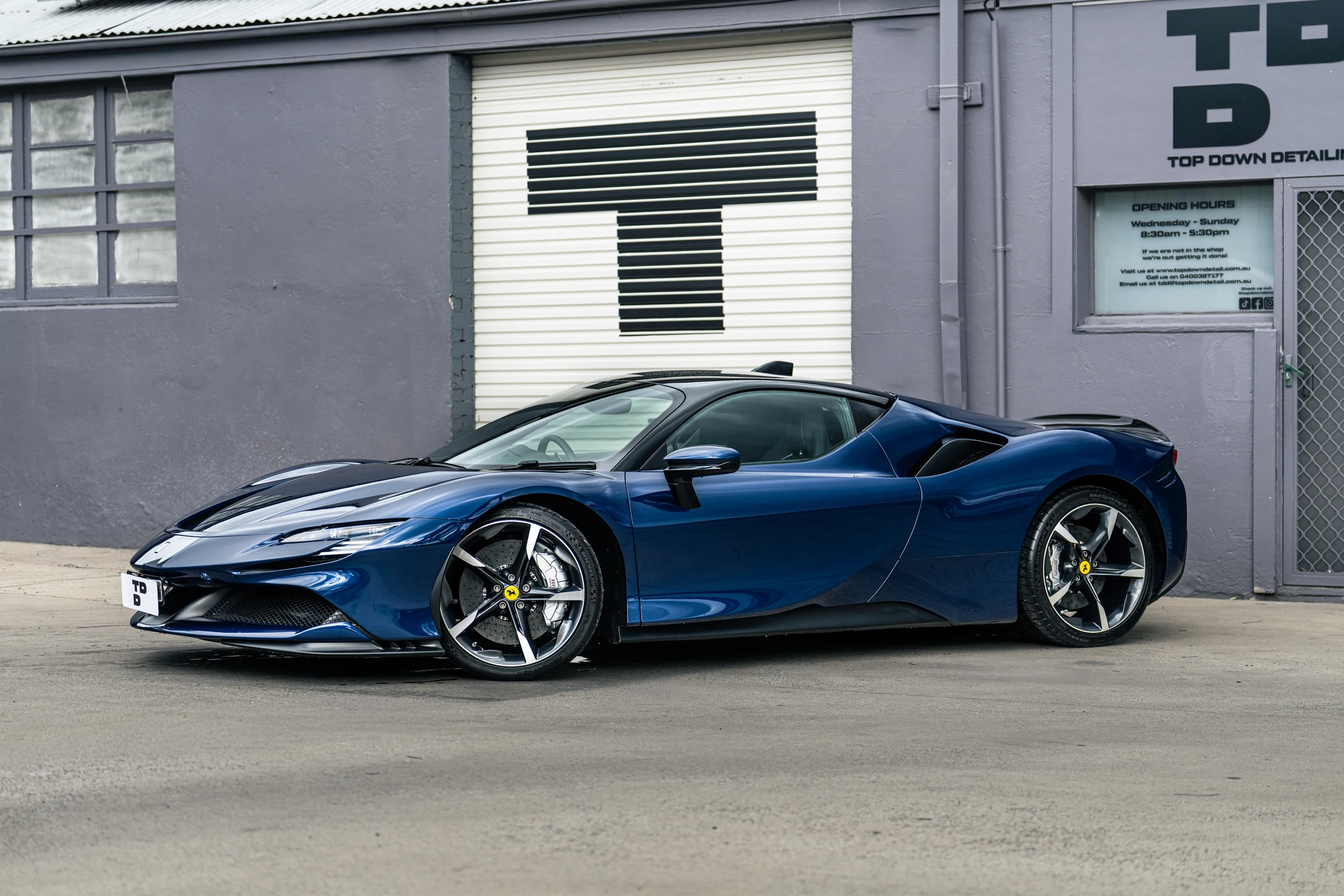 Ferrari SF90